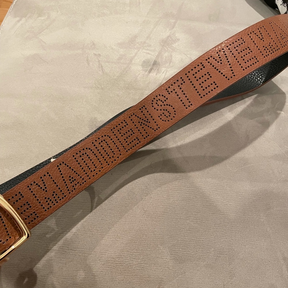SOLD STEVEN MADDEN BROWN BELT